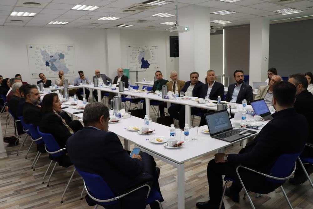 Business Forum für petrochemische Ausrüstung: Ein Schritt zur Stärkung der deutsch-iranischen Zusammenarbeit